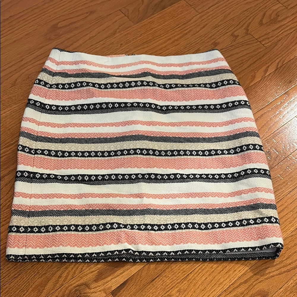 LOFT Black and White Mini Pencil Skirt